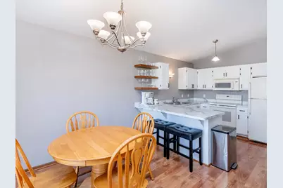 4228 Bridgewood Terrace, Vadnais Heights, MN 55127 - Photo 7