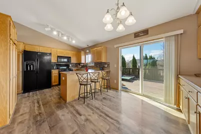 729 Obrien Parkway, Belle Plaine, MN 56011 - Photo 7