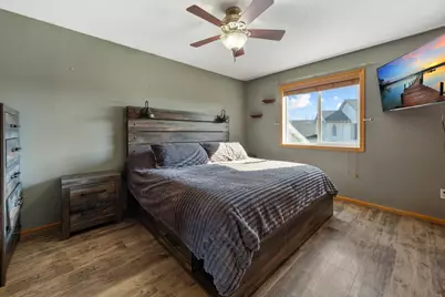 729 Obrien Parkway, Belle Plaine, MN 56011 - Photo 9