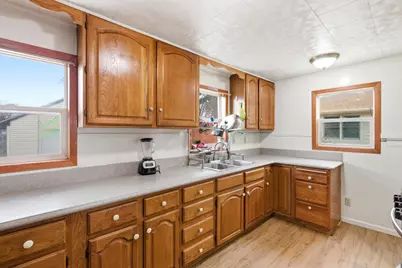 3732 Buchanan Street NE, Columbia Heights, MN 55421 - Photo 5