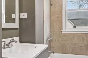 794 Randolph Ave, Saint Paul, MN 55102 - Photo 29