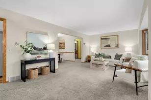 9924 Chicago Ave S, Bloomington, MN 55420 - Photo 5