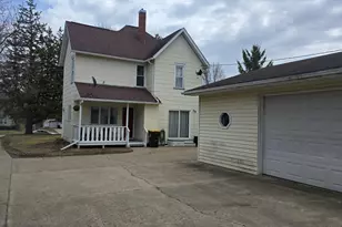 842 S Prairie Ave, Fairmont, MN 56031 - Photo 3