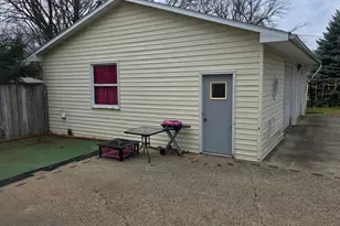 842 S Prairie Ave, Fairmont, MN 56031 - Photo 43