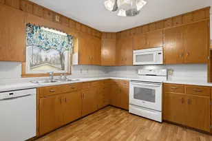 2005 11th St SW, Austin, MN 55912 - Photo 21