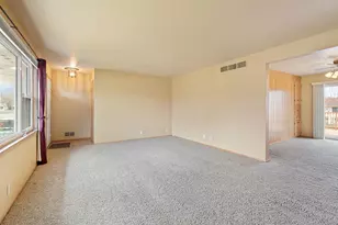 2005 11th St SW, Austin, MN 55912 - Photo 17
