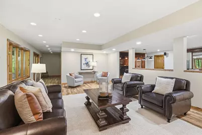 2050 Oakwood Ridge, Chanhassen, MN 55317 - Photo 73