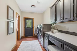 2050 Oakwood Ridge, Chanhassen, MN 55317 - Photo 27