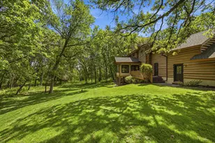2050 Oakwood Ridge, Chanhassen, MN 55317 - Photo 87