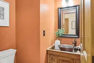 2050 Oakwood Ridge, Chanhassen, MN 55317 - Photo 37