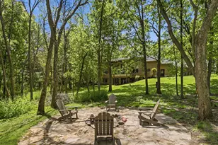 2050 Oakwood Ridge, Chanhassen, MN 55317 - Photo 93