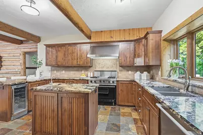 2050 Oakwood Ridge, Chanhassen, MN 55317 - Photo 33