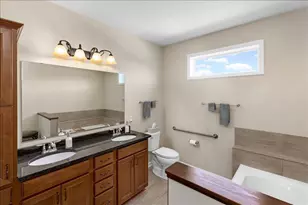 12896 Legacy Creek Pkwy NE, Blaine, MN 55449 - Photo 21