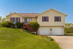 210 Zenith St, Lanesboro, MN 55949 - Photo 1