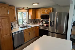 216 S Marshall Ave, Litchfield, MN 55355 - Photo 3