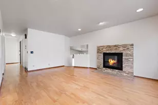 125 Pleasant Ln E, Excelsior, MN 55331 - Photo 11