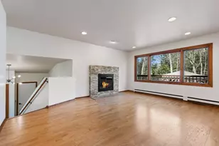 125 Pleasant Ln E, Excelsior, MN 55331 - Photo 9