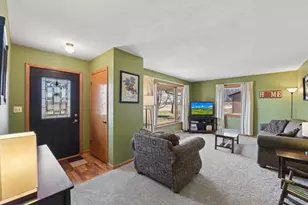 694 Glover Rd, River Falls, WI 54022 - Photo 5