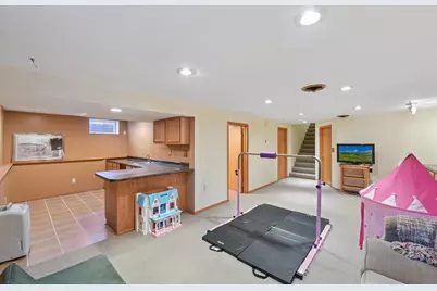 694 Glover Road, River Falls, WI 54022 - Photo 17