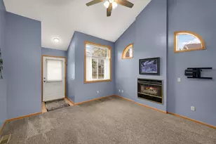 518 Lovell Ave, Roseville, MN 55113 - Photo 13