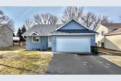 1621 Forest Glen Circle, Saint Augusta, MN 56301 - Photo 1