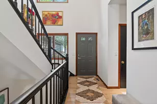 125 Wildwood Bay Dr, Mahtomedi, MN 55115 - Photo 3