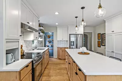 3126 Pierce Street NE, Minneapolis, MN 55418 - Photo 3