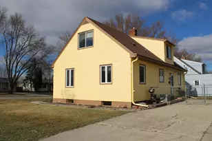 709 W 6th St, Morris, MN 56267 - Photo 5