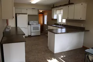 709 W 6th St, Morris, MN 56267 - Photo 15