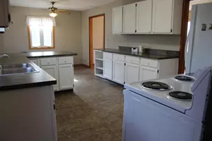 709 W 6th St, Morris, MN 56267 - Photo 13