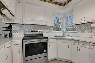 525 13th St SW, Willmar, MN 56201 - Photo 7
