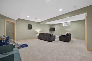 1948 Hadley Creek Dr NE, Rochester, MN 55906 - Photo 19