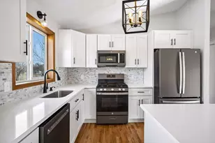 9693 Mill Trail Ln, Monticello, MN 55362 - Photo 7