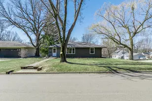 521 3rd Ave N, Sauk Rapids, MN 56379 - Photo 1