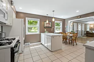 201 2nd St NE, Osseo, MN 55369 - Photo 5