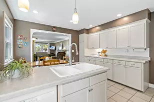 201 2nd St NE, Osseo, MN 55369 - Photo 7
