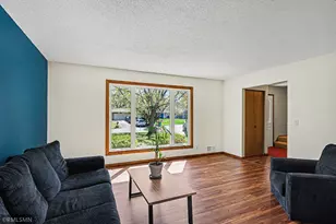 1712 James Ct, Burnsville, MN 55337 - Photo 7