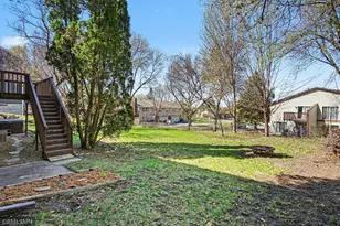 1712 James Ct, Burnsville, MN 55337 - Photo 25