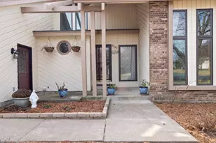 2248 James St, Eagan, MN 55122 - Photo 3