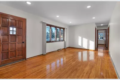 9109 Queen Avenue S, Bloomington, MN 55431 - Photo 5