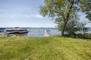 1583 E Shore Dr, Detroit Lakes, MN 56501 - Photo 23