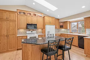 12465 90th Pl N, Maple Grove, MN 55369 - Photo 3