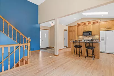 12465 90th Place N, Maple Grove, MN 55369 - Photo 7