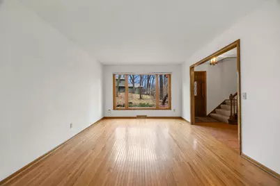 9449 Woodridge Drive, Eden Prairie, MN 55347 - Photo 11