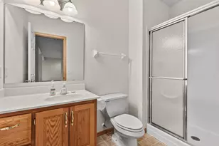 10471 Spyglass Dr, Eden Prairie, MN 55347 - Photo 31
