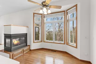 10471 Spyglass Dr, Eden Prairie, MN 55347 - Photo 15