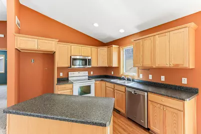 117 Valley Court, Cannon Falls, MN 55009 - Photo 9