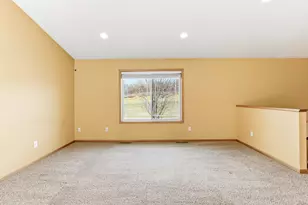 117 Valley Ct, Cannon Falls, MN 55009 - Photo 3