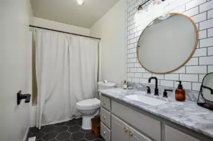 907 E 4th St, Winona, MN 55987 - Photo 11