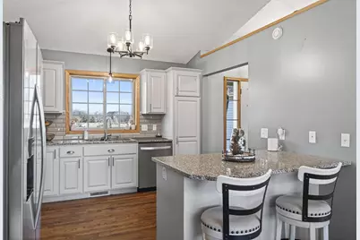 4330 203rd Lane NW, Anoka, MN 55303 - Photo 7